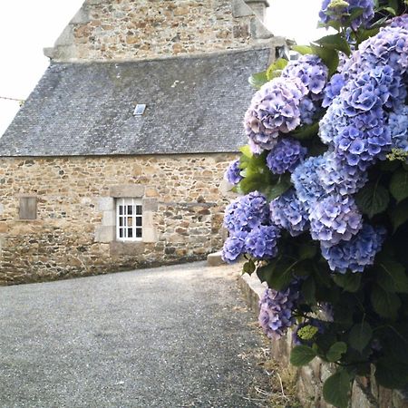 Logis Hermitage เปโรส กีเรค ภายนอก รูปภาพ